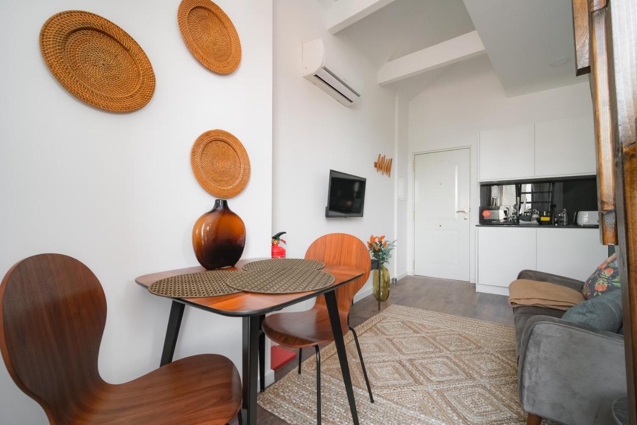 Nomad'S Fine Arts Collection Apartment Porto Luaran gambar